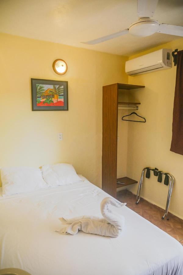 Navieros Rooms Бакалар Екстер'єр фото