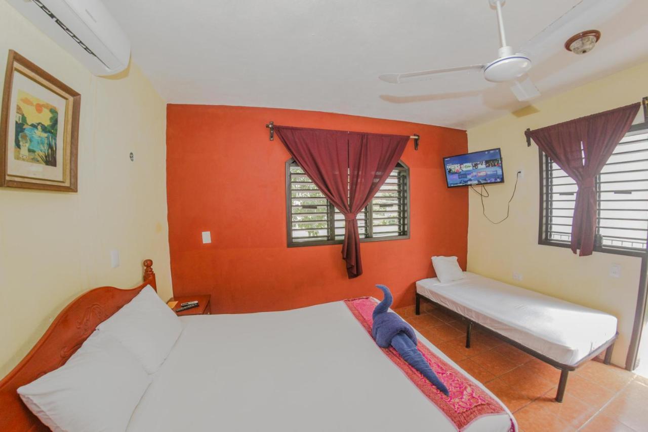 Navieros Rooms Бакалар Екстер'єр фото